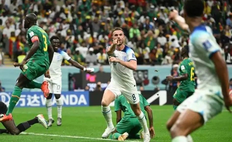 英法会师八强二号站！又一足坛巨星告别……