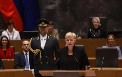 <strong>穆萨尔宣誓二号站就职斯洛文尼亚总统</strong>