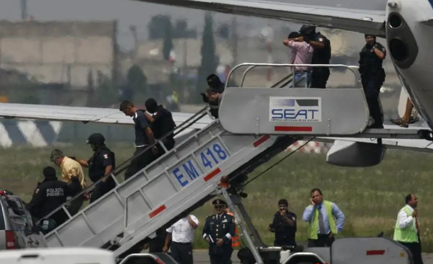墨西哥2号站一机场因发生袭击事件被关闭