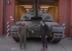 <strong>2号站英媒：向乌大量供武 英国弹药库存</strong>