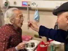 <strong>2号站老伴住院92岁老人绝食7天 感人的一</strong>