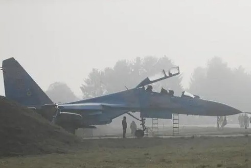 2号站乌克兰战机军演时坠毁 机上2名飞行员死亡