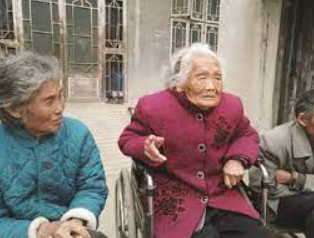江苏最老寿星有啥“秘诀” 二号站源于老人的“待不住”