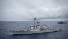 <strong>美国两艘军舰穿越台湾海峡 其动机引发高</strong>