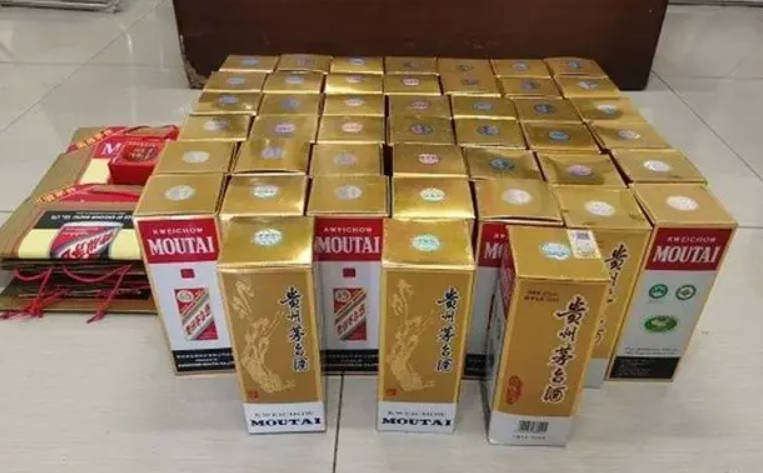 20元假酒翻10倍卖 高价销售假茅台进行诈骗2号站