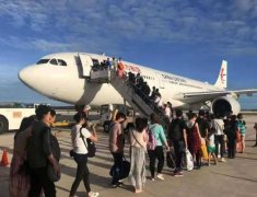 <strong>1500名中国游客被困塞班岛 二号站受机场</strong>