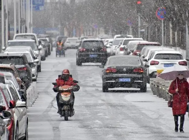 北京将迎入冬来最强降雪 预计积雪深度为2-3厘米2号站